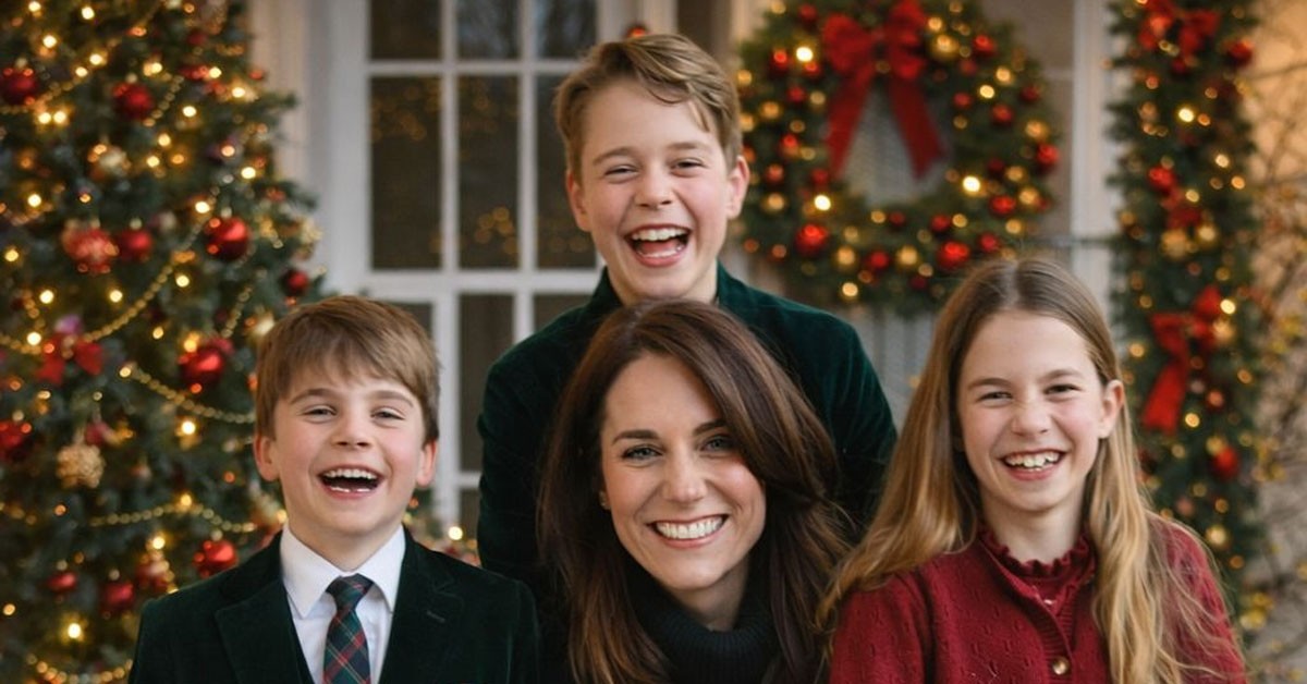 Happy Holidays from Queen Christmas, Princess Catherine, and the Royal Family!